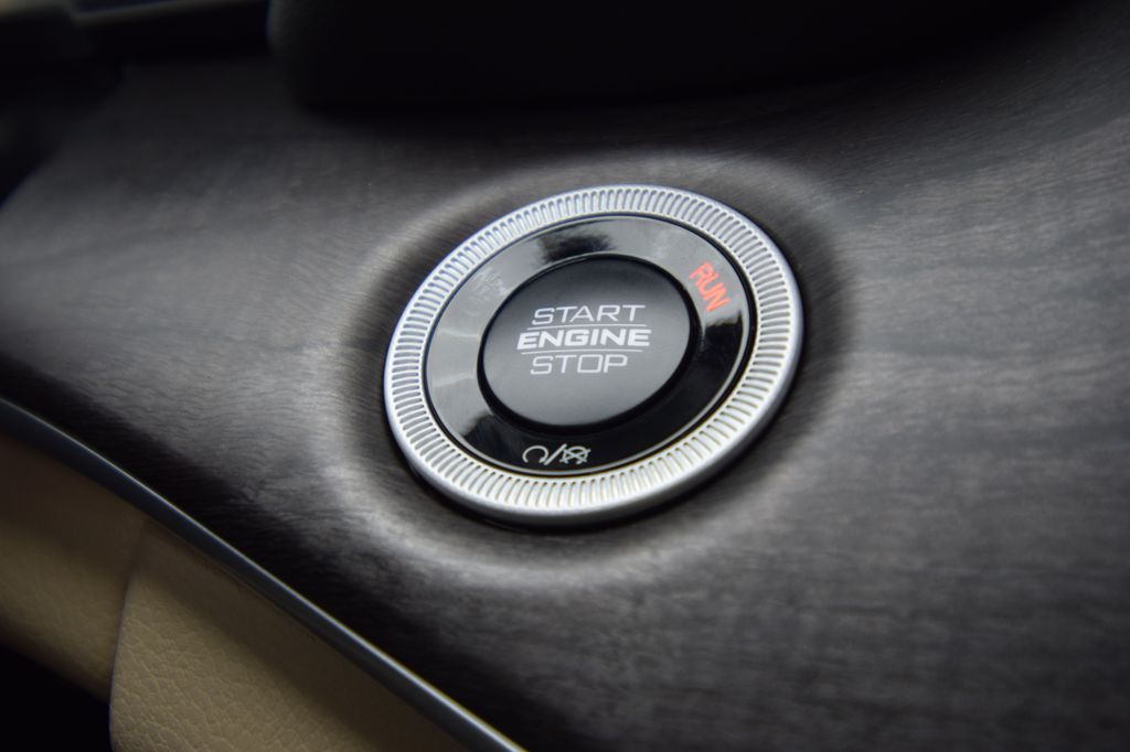 new 2025 Jeep Grand Cherokee L car, priced at $50,651
