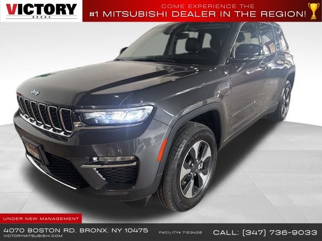 used 2023 Jeep Grand Cherokee car, priced at $21,909