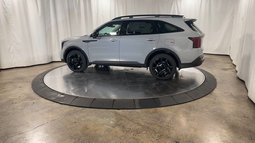 new 2025 Kia Sorento car, priced at $42,074