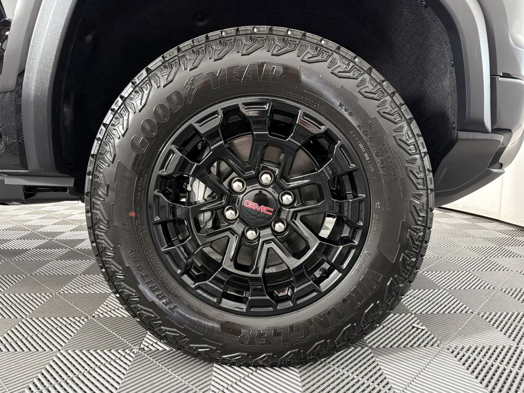 new 2026 GMC Canyon car, priced at $41,575