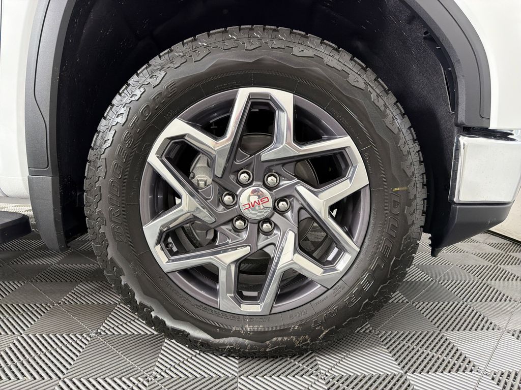 new 2026 GMC Sierra 1500 car, priced at $60,925