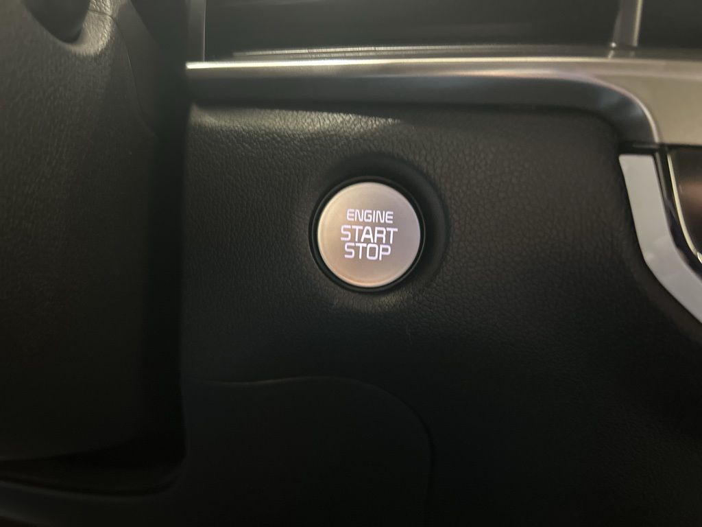 new 2025 Kia Sorento car, priced at $36,616