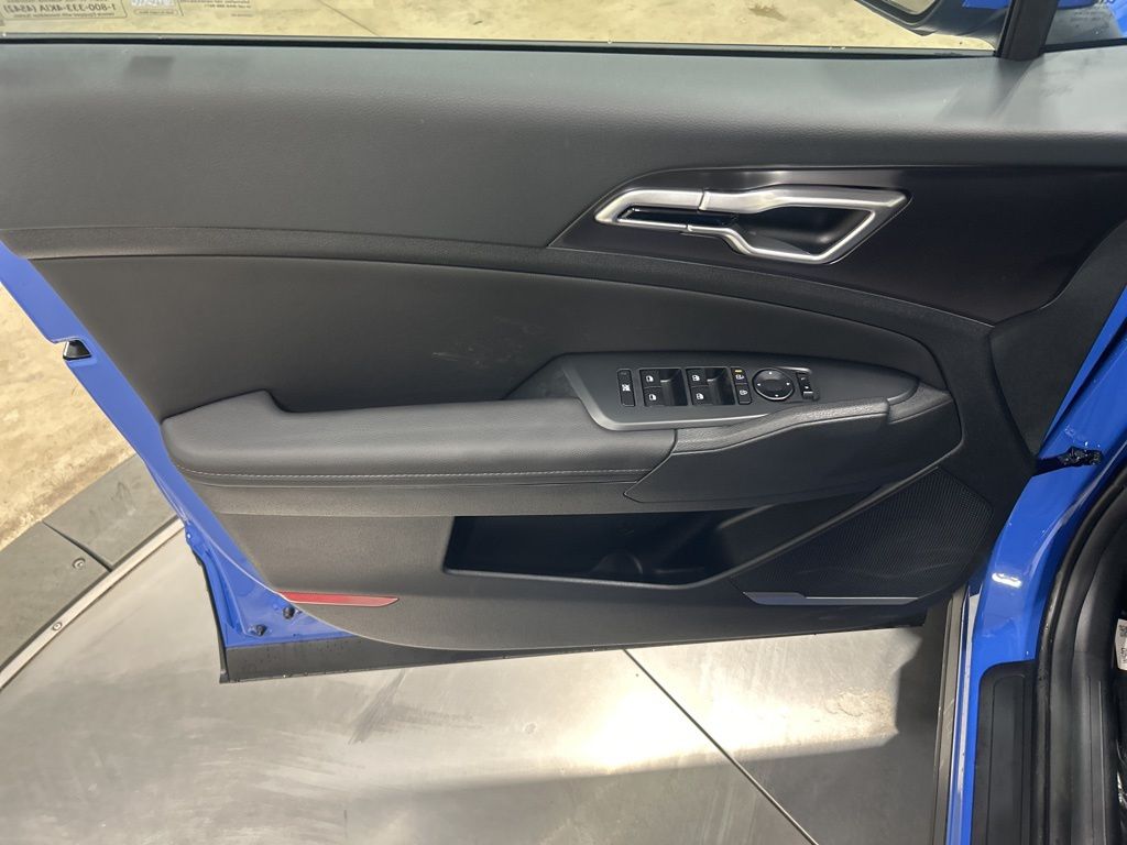 new 2026 Kia Sportage car, priced at $33,645