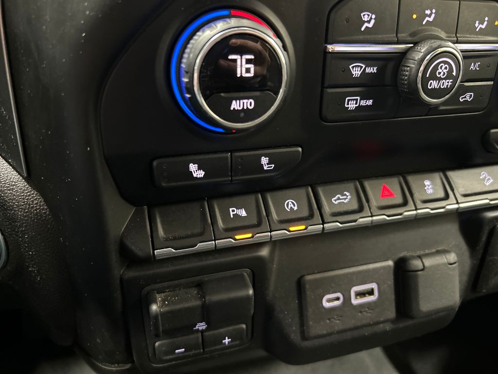 used 2021 Chevrolet Silverado 1500 car, priced at $31,960