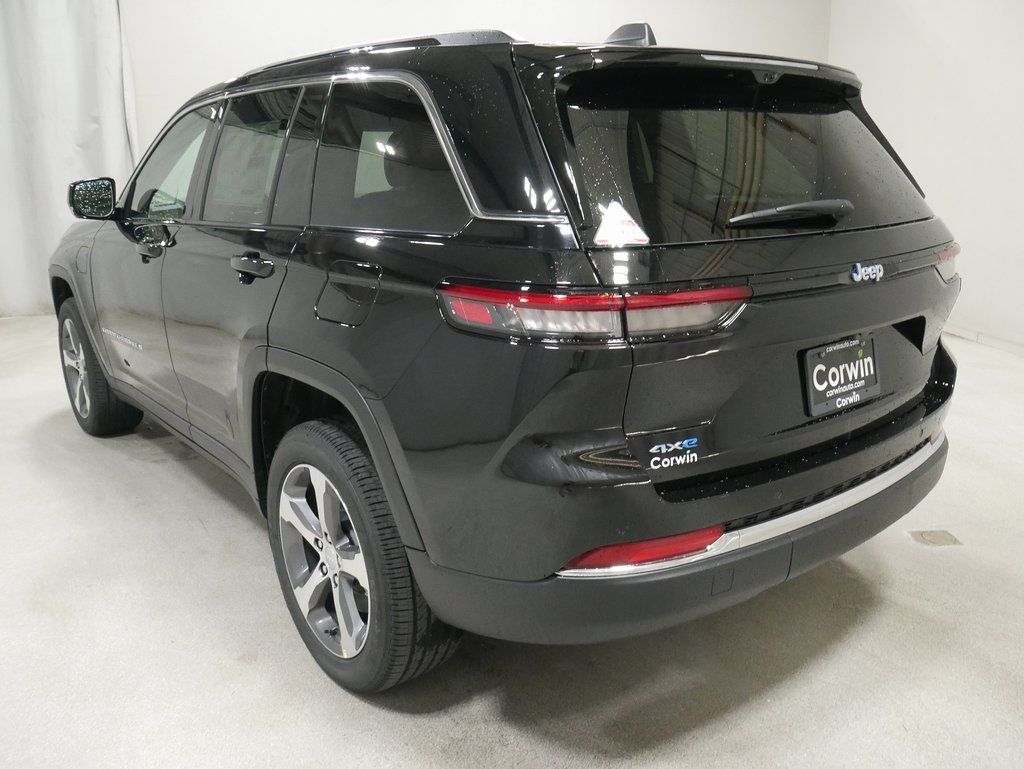 new 2024 Jeep Grand Cherokee car, priced at $60,538