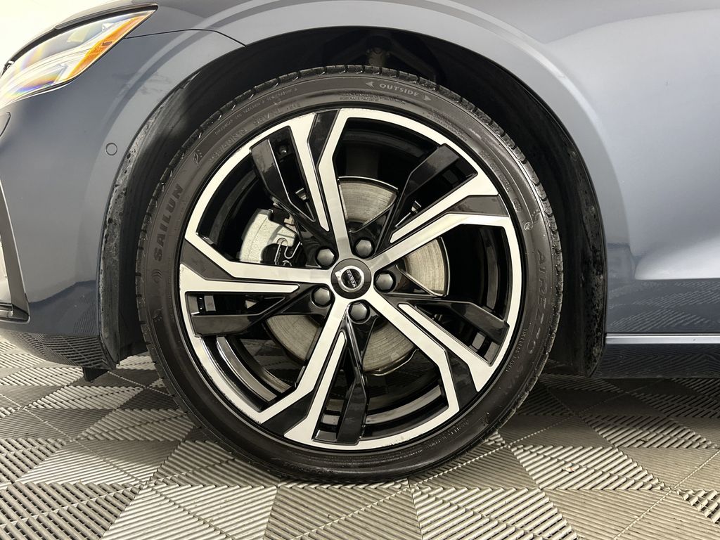 used 2024 Volvo S60 car, priced at $30,497