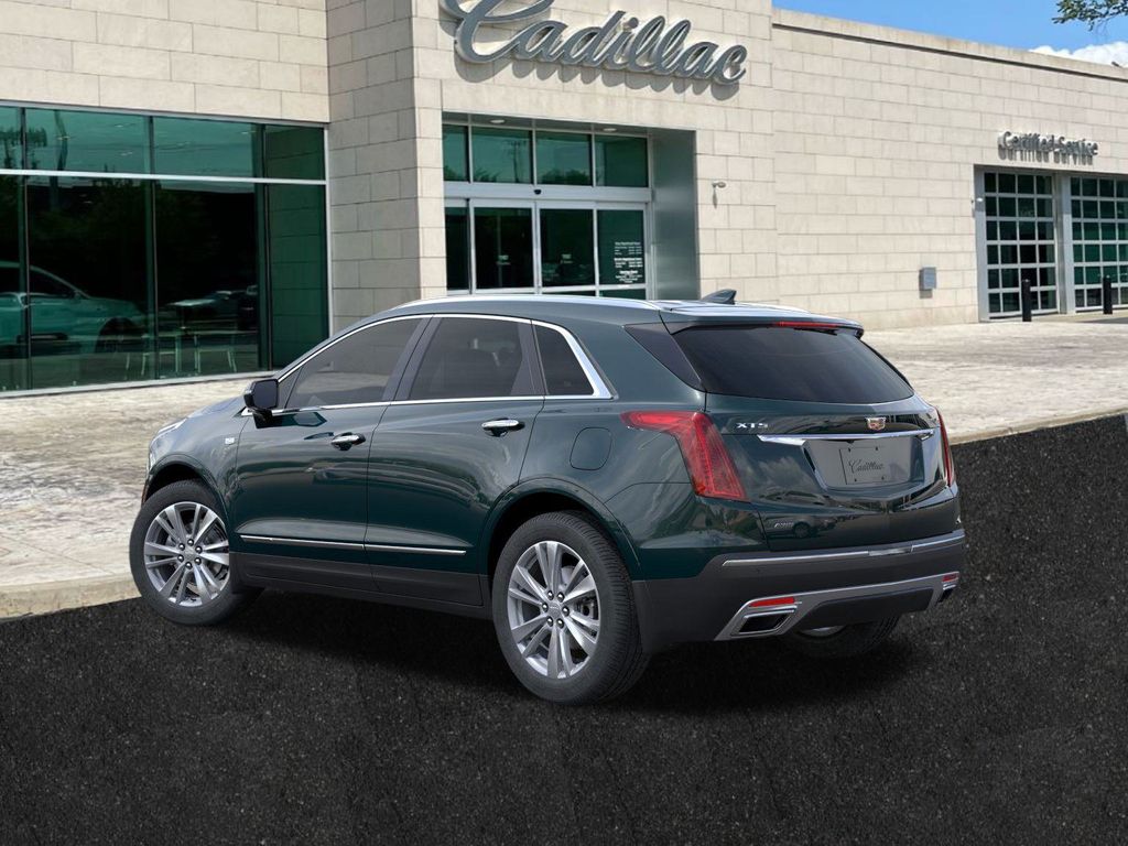 new 2025 Cadillac XT5 car, priced at $55,165