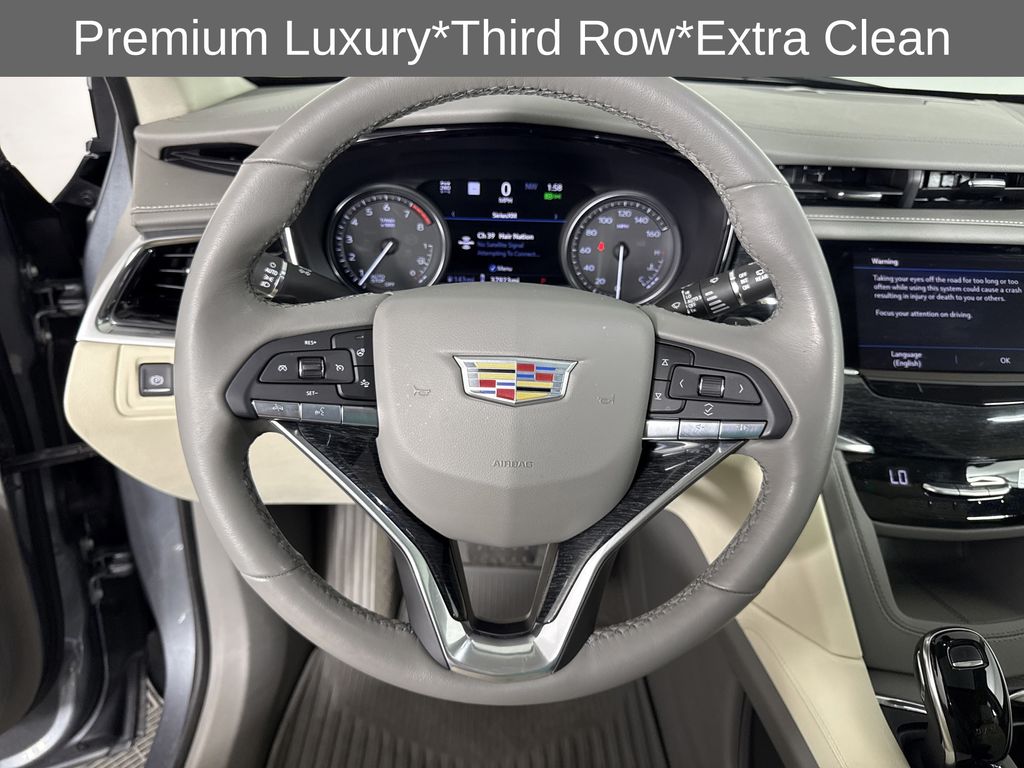 used 2022 Cadillac XT6 car, priced at $34,997