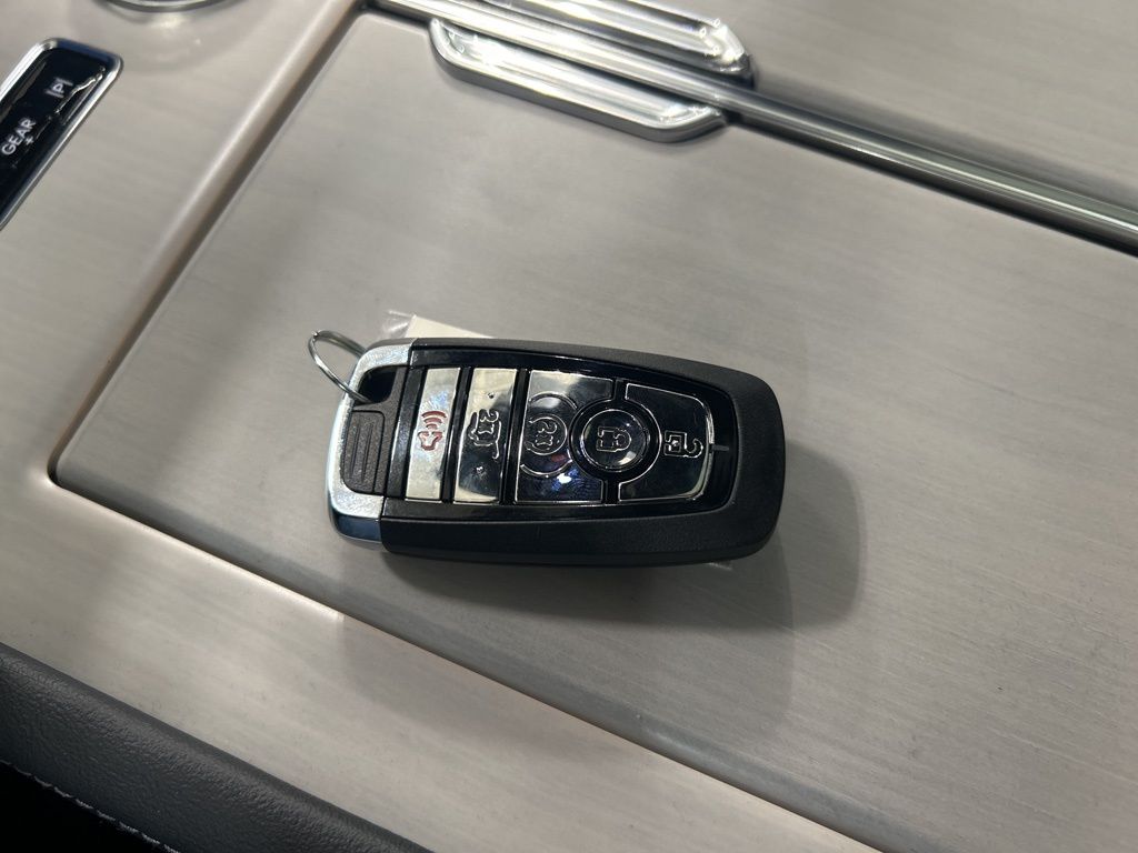 new 2025 Lincoln Navigator car, priced at $110,535