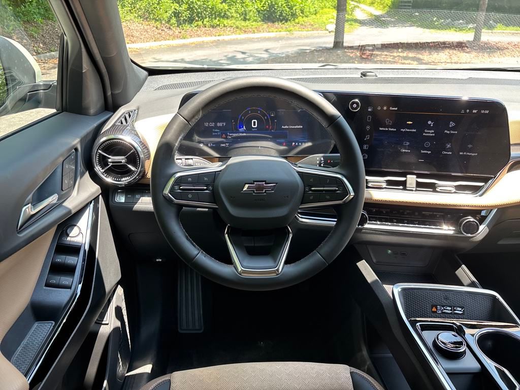 new 2026 Chevrolet Equinox car, priced at $38,290