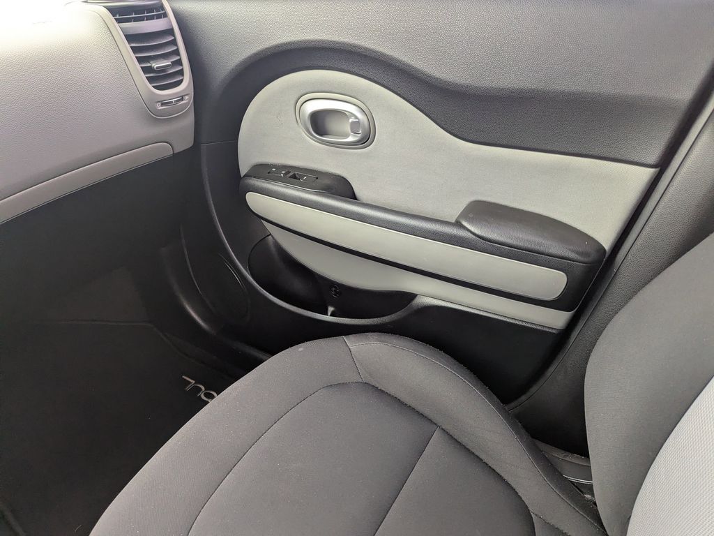 used 2015 Kia Soul car, priced at $7,592