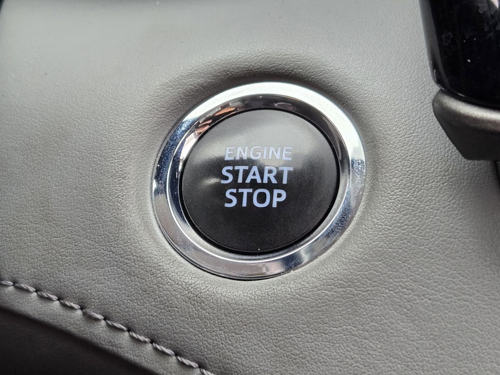 used 2022 Toyota Highlander car, priced at $35,572