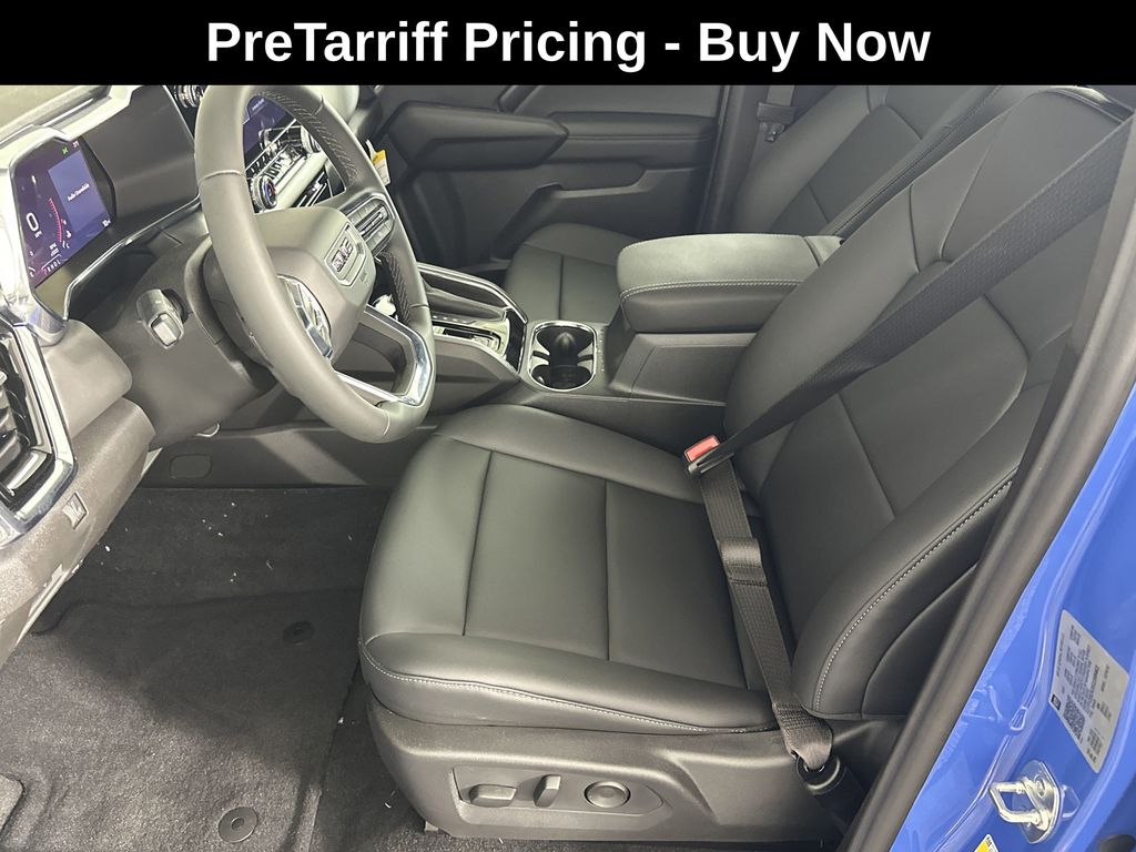 new 2025 GMC Canyon car, priced at $45,095