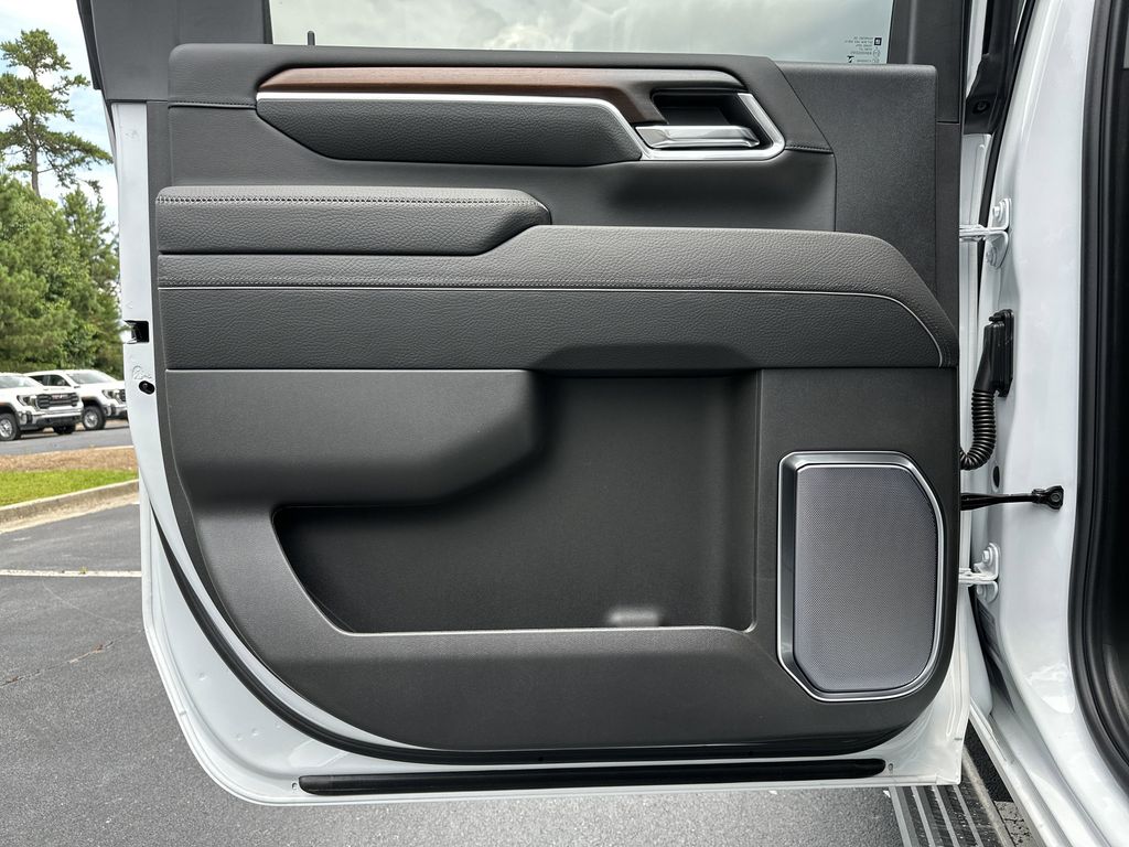 new 2025 GMC Sierra 2500HD car, priced at $85,539
