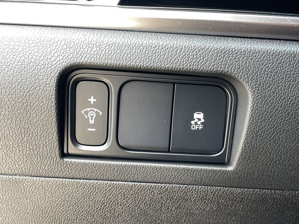 new 2025 Kia Sorento car, priced at $32,499