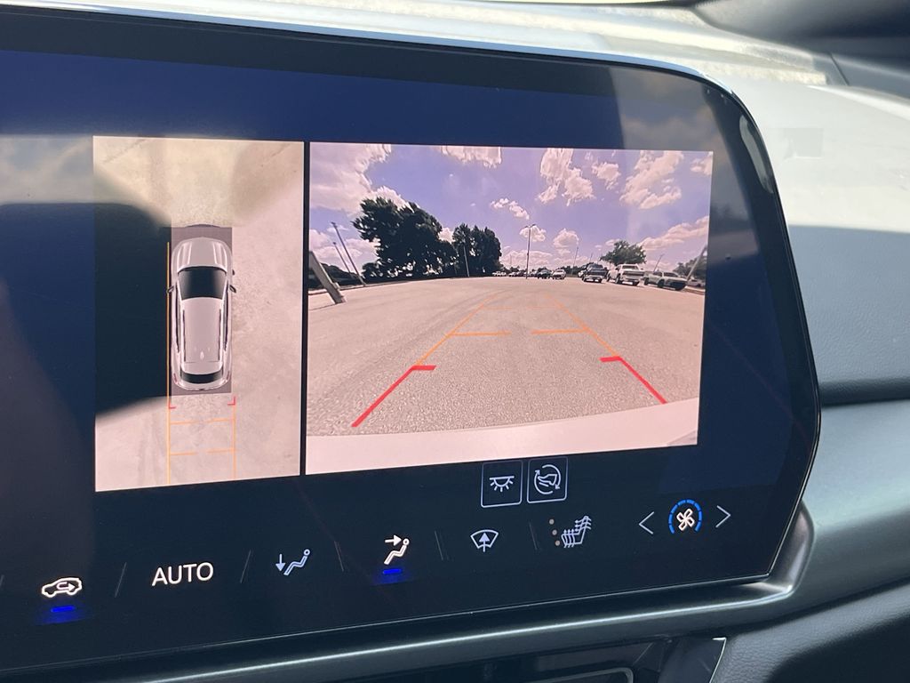 new 2025 Chevrolet Equinox EV car, priced at $41,480