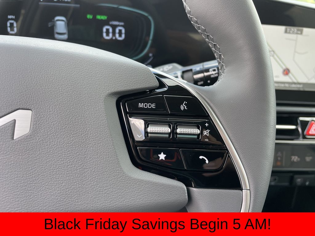 new 2025 Kia Niro car, priced at $30,479