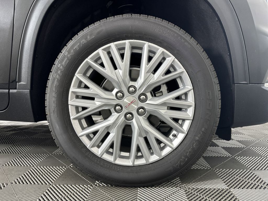 new 2025 GMC Acadia car, priced at $45,525