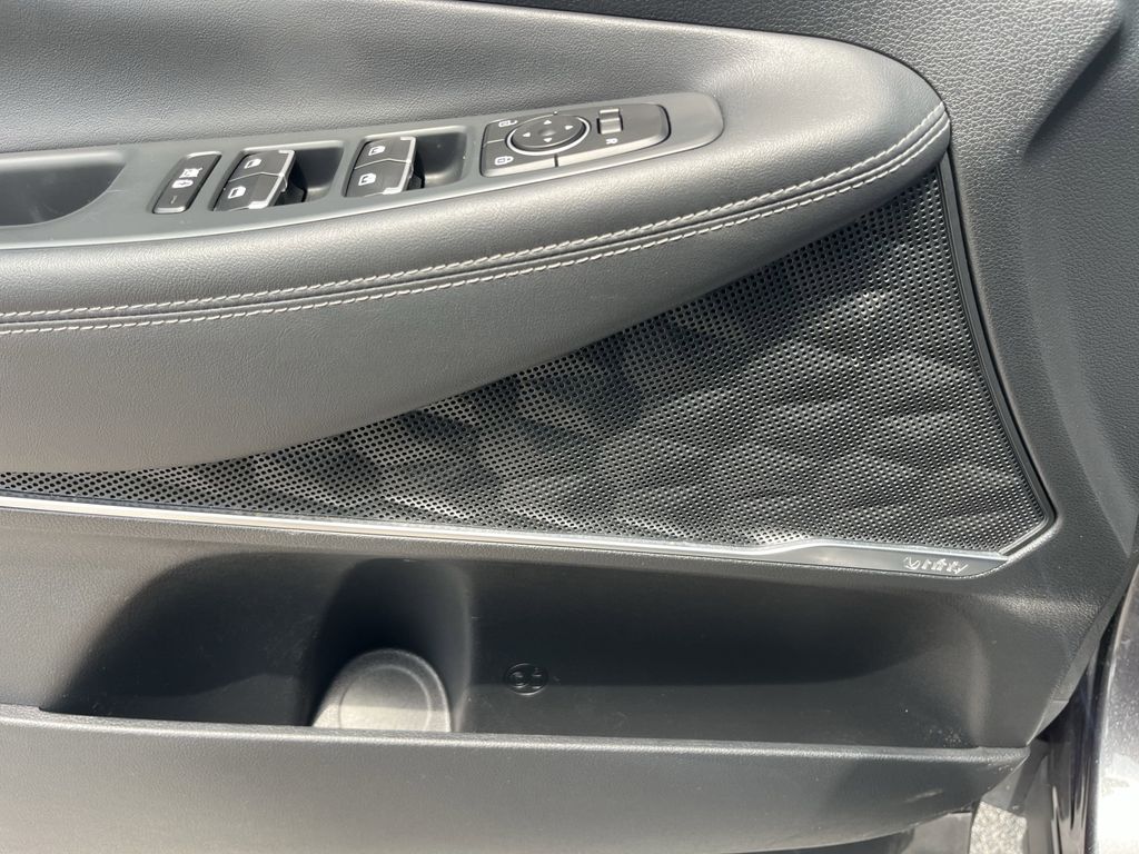 used 2020 Hyundai Santa Fe car, priced at $16,991