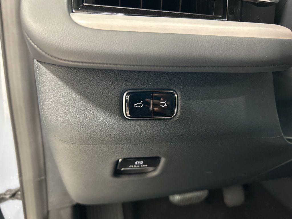 new 2025 Lincoln Navigator L car, priced at $108,185