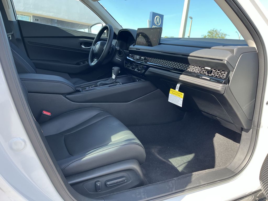 new 2025 Honda Accord Hybrid car, priced at $39,269