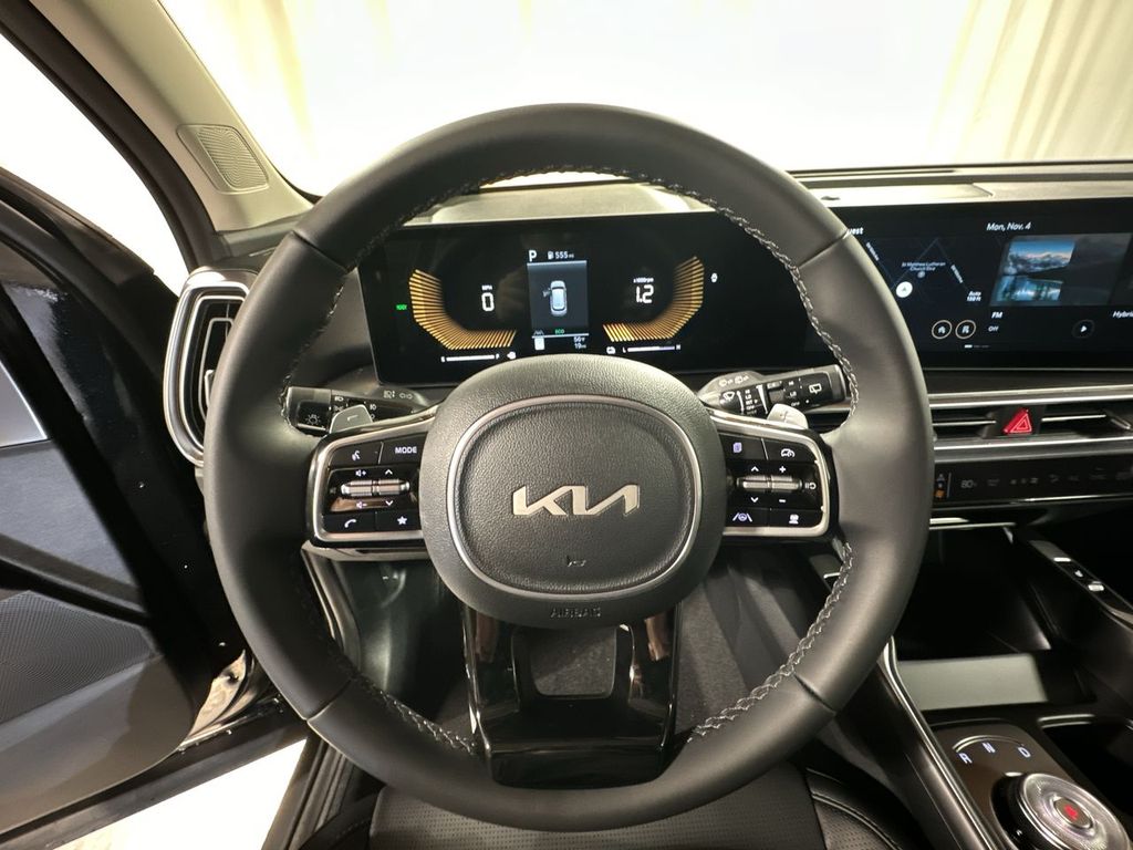 new 2025 Kia Sorento Hybrid car, priced at $42,088