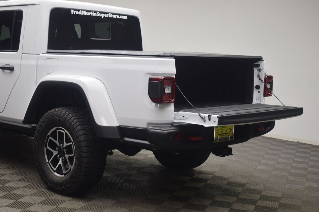 new 2025 Jeep Gladiator car, priced at $55,312