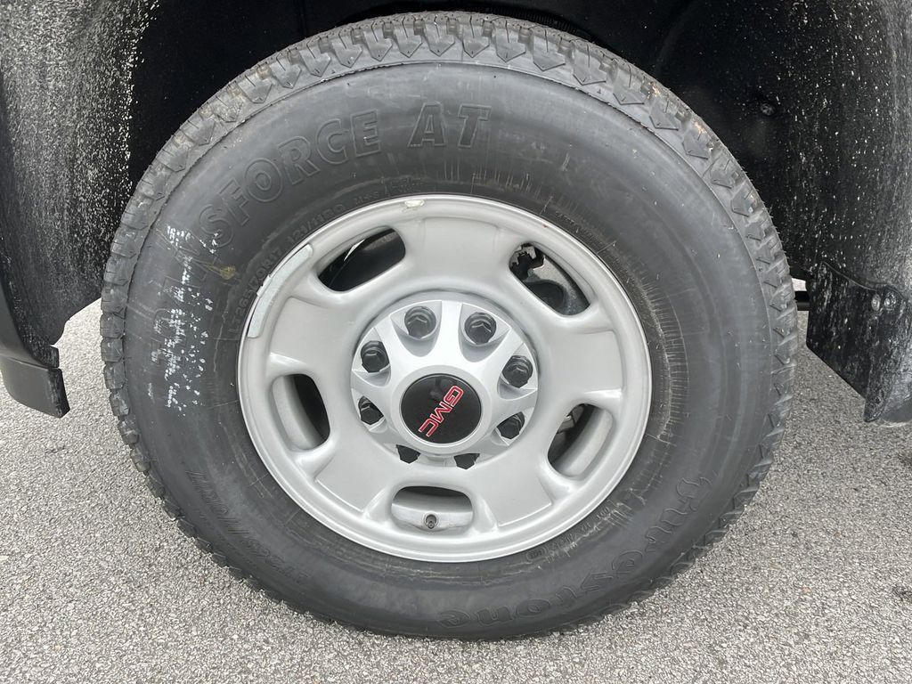 new 2024 GMC Sierra 2500HD car, priced at $44,878