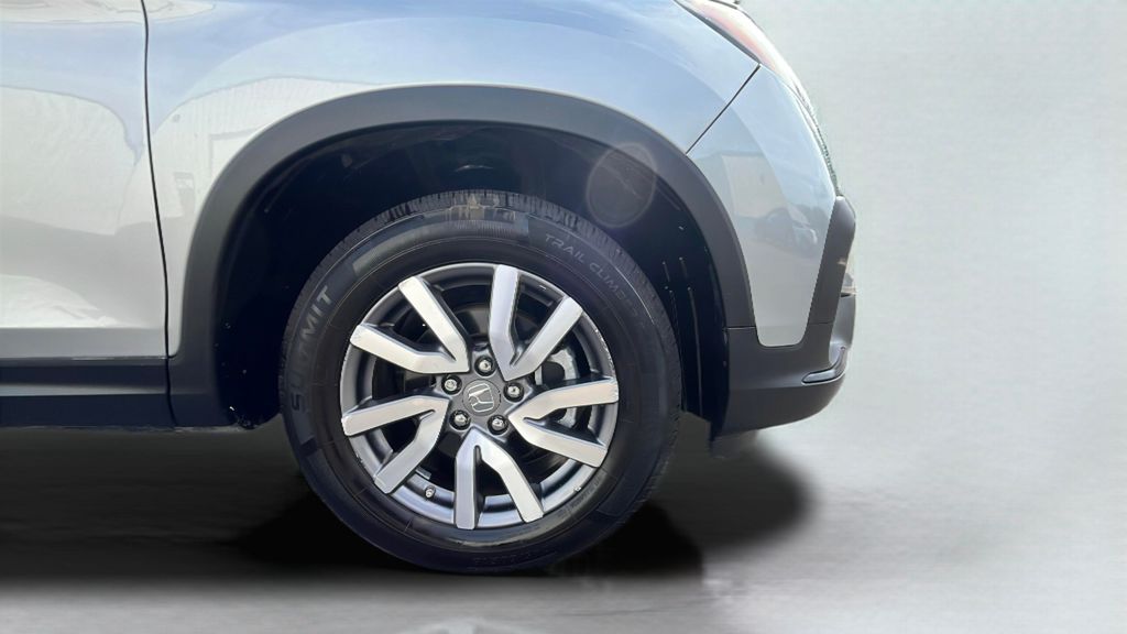 used 2022 Honda Pilot car, priced at $33,000