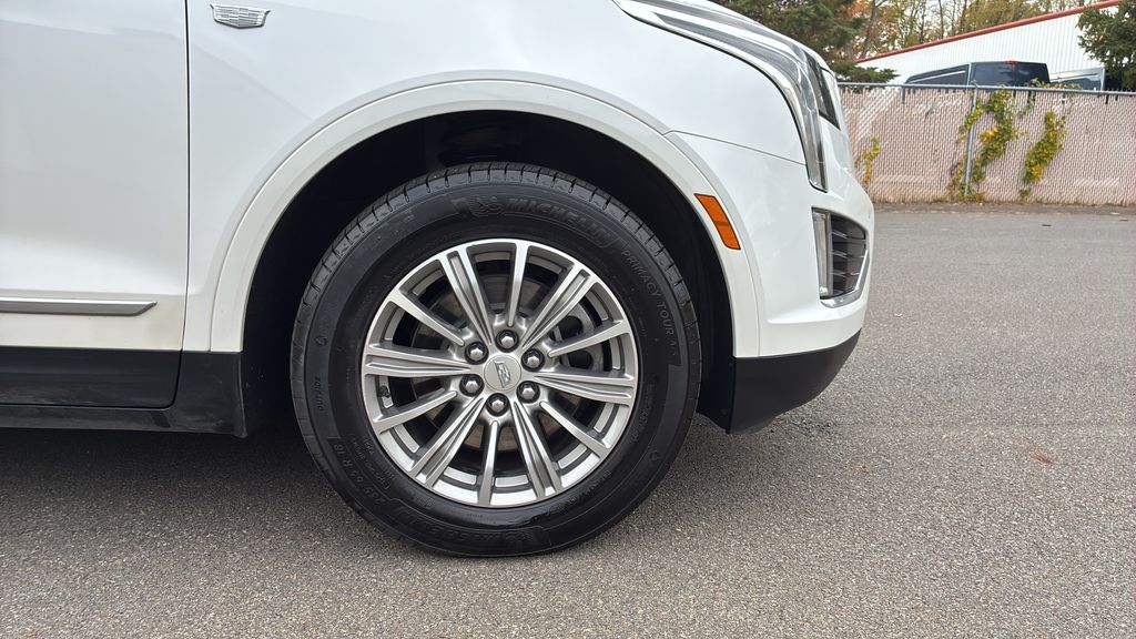 used 2019 Cadillac XT5 car, priced at $24,200