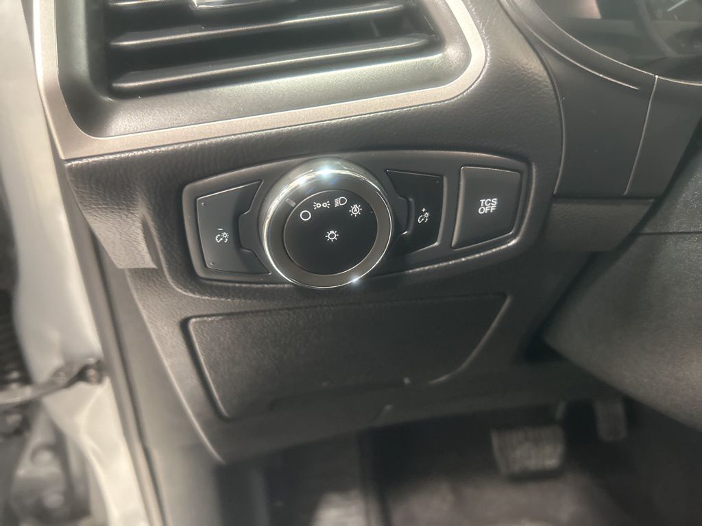 used 2023 Ford Edge car, priced at $24,976