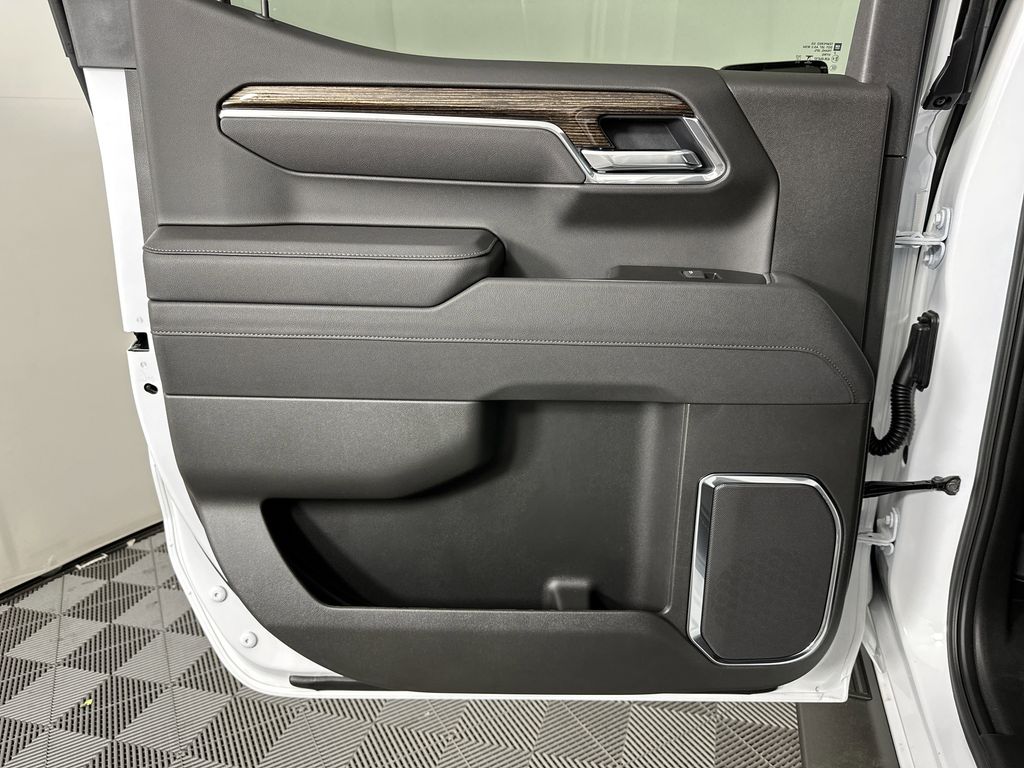 new 2025 GMC Sierra 1500 car, priced at $61,729