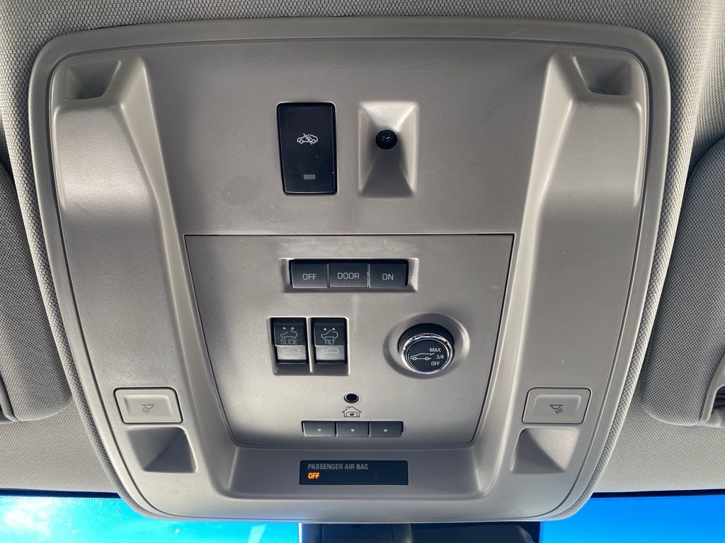 used 2017 GMC Yukon XL car, priced at $21,995