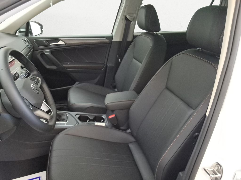 used 2024 Volkswagen Tiguan car