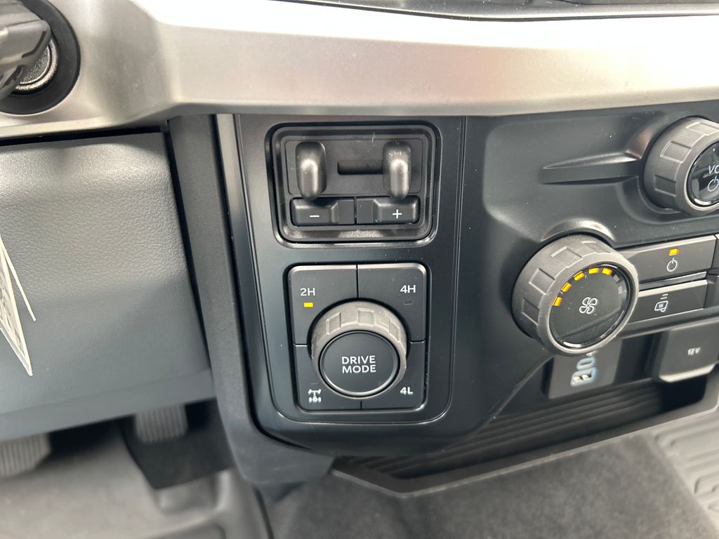new 2025 Ford F-250SD car, priced at $68,975