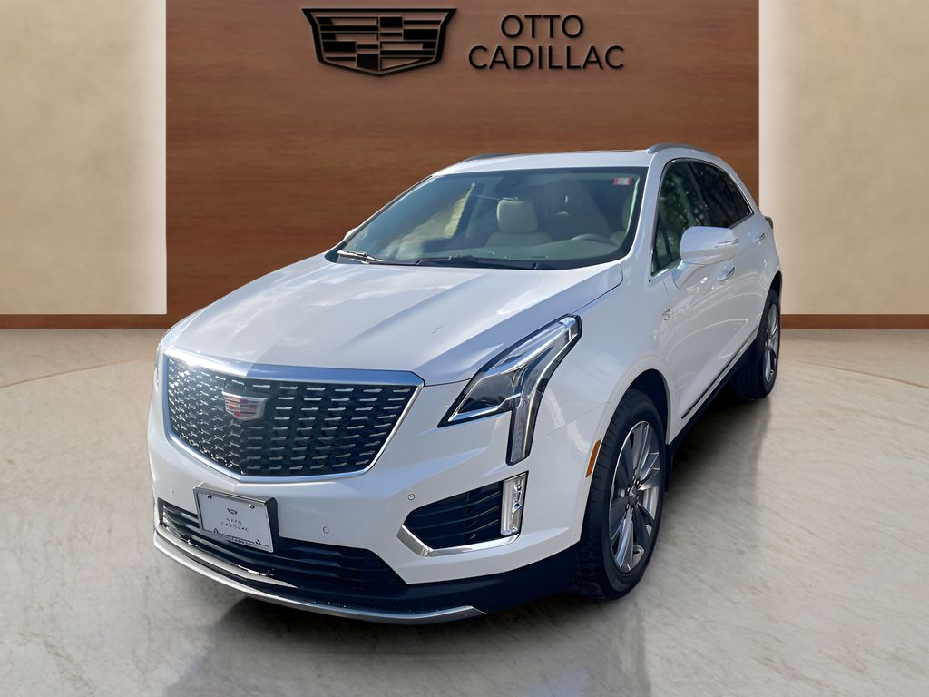 used 2025 Cadillac XT5 car, priced at $51,750