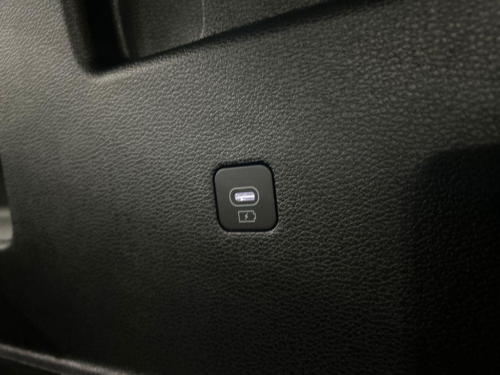 new 2025 Kia Telluride car, priced at $48,195
