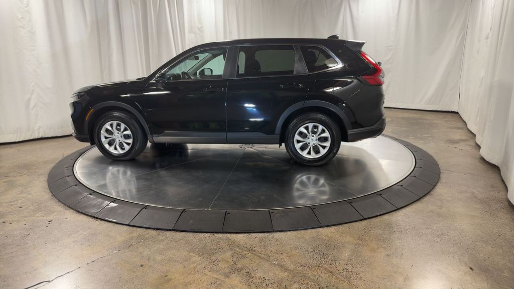 used 2025 Honda CR-V car, priced at $31,300