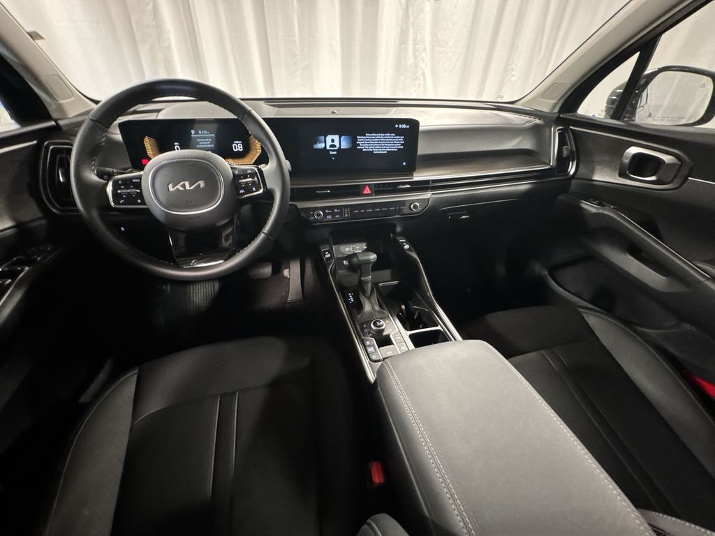 new 2025 Kia Sorento car, priced at $42,312