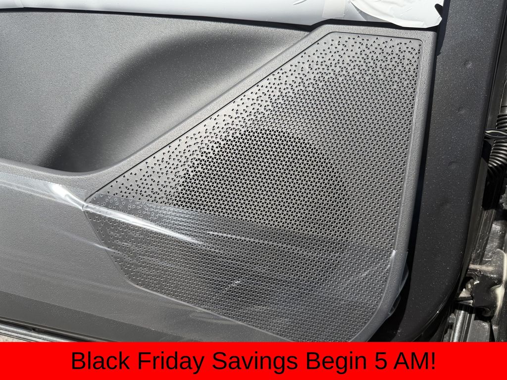 new 2025 Kia Niro car, priced at $27,663