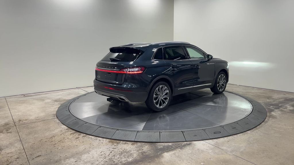 used 2022 Lincoln Nautilus car, priced at $35,794