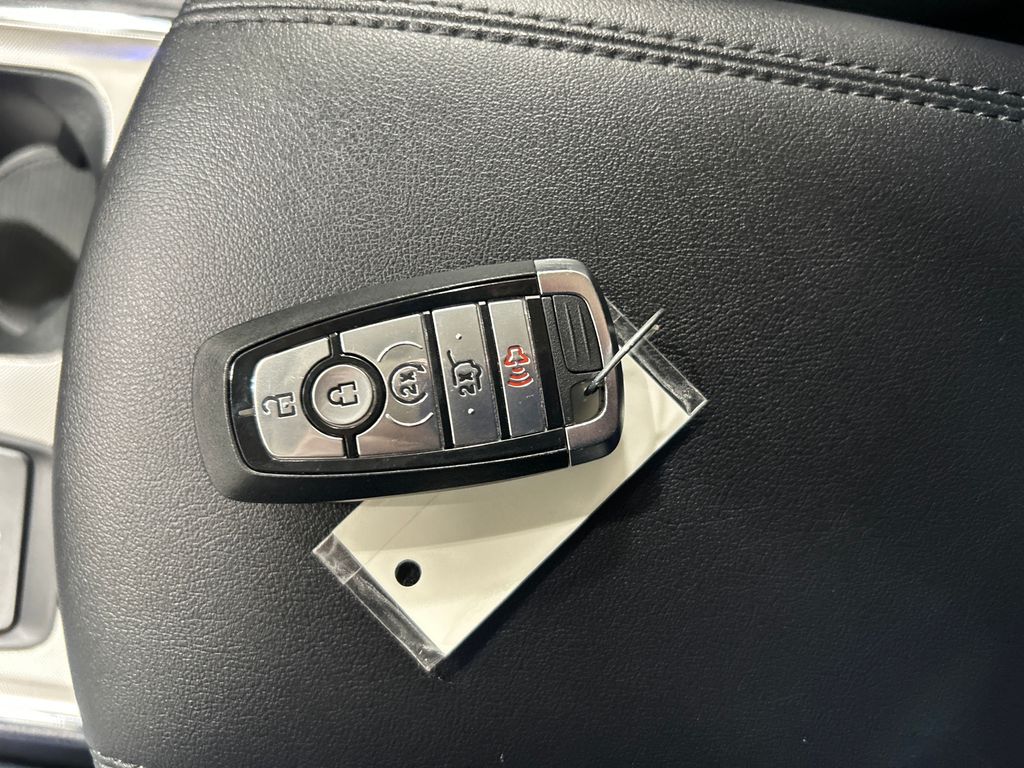 used 2022 Ford Edge car, priced at $29,276