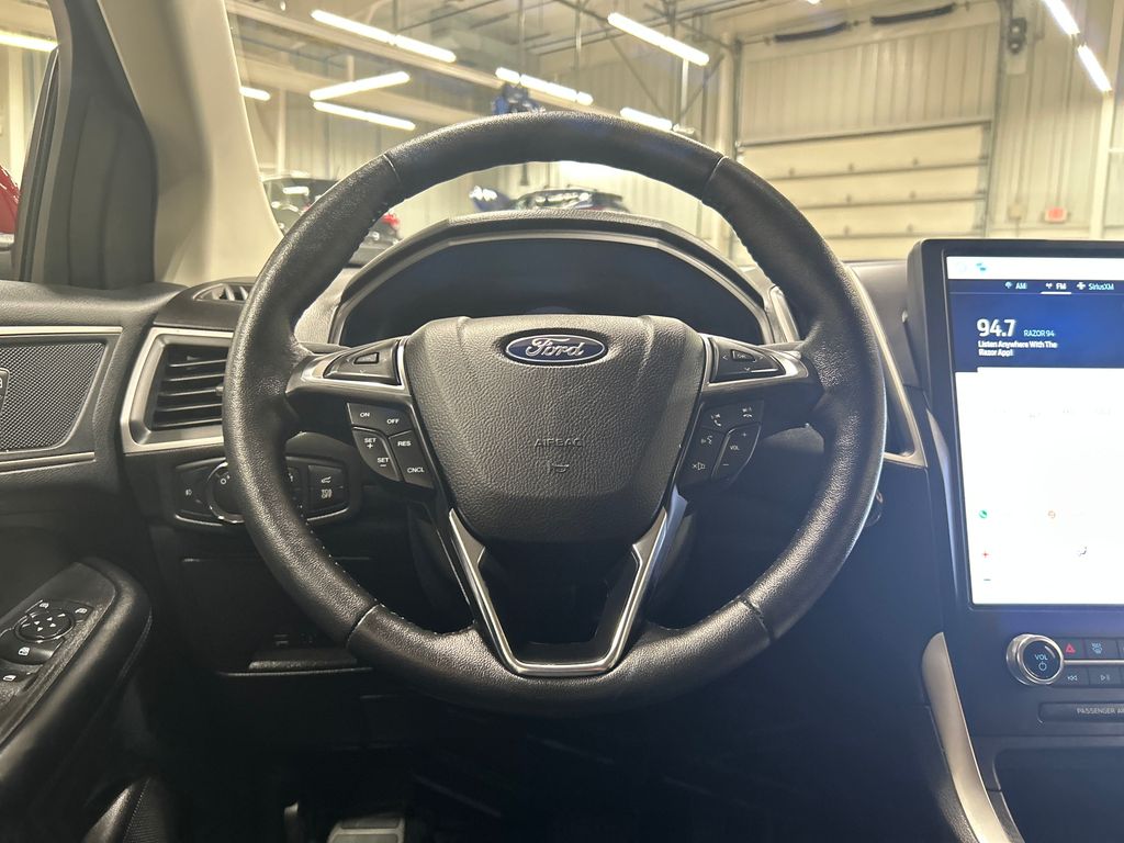 used 2022 Ford Edge car, priced at $28,812