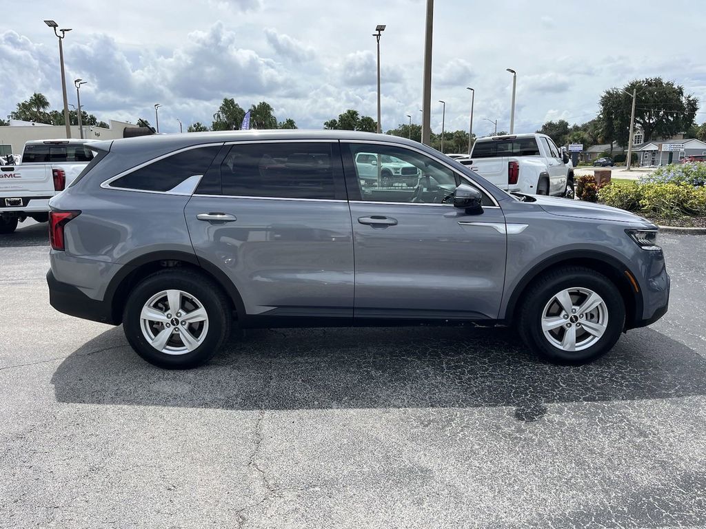 used 2022 Kia Sorento car, priced at $20,583