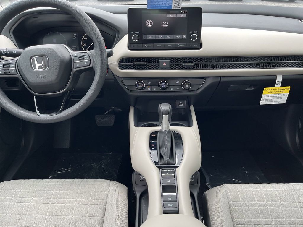 new 2025 Honda HR-V car, priced at $27,557