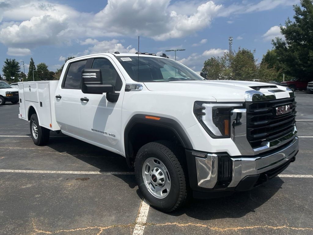 new 2024 GMC Sierra 2500HD car, priced at $46,133