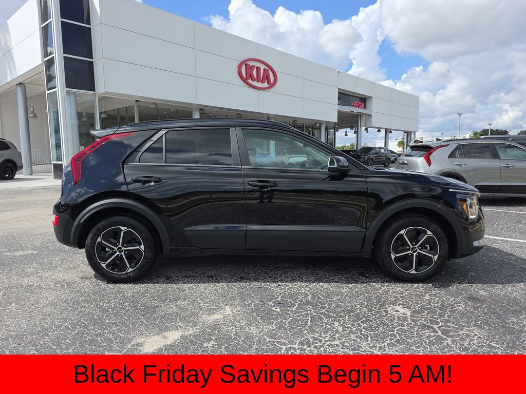 new 2025 Kia Niro car, priced at $28,010