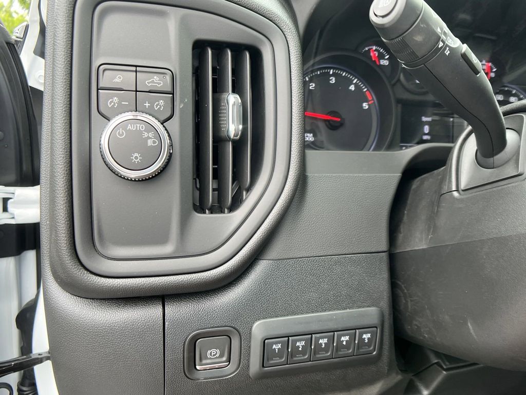 new 2024 GMC Sierra 2500HD car, priced at $54,168