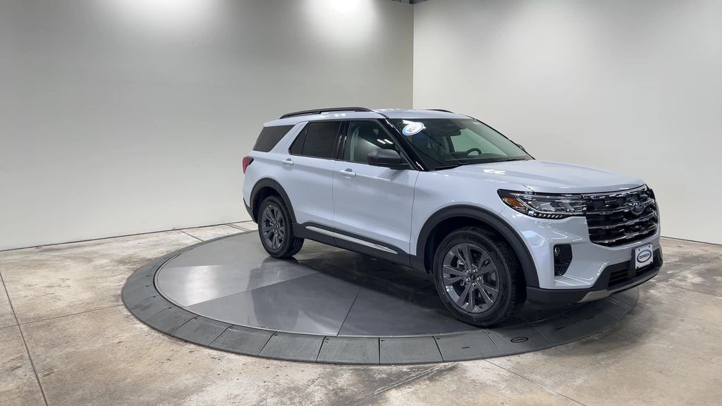 new 2025 Ford Explorer car, priced at $45,826