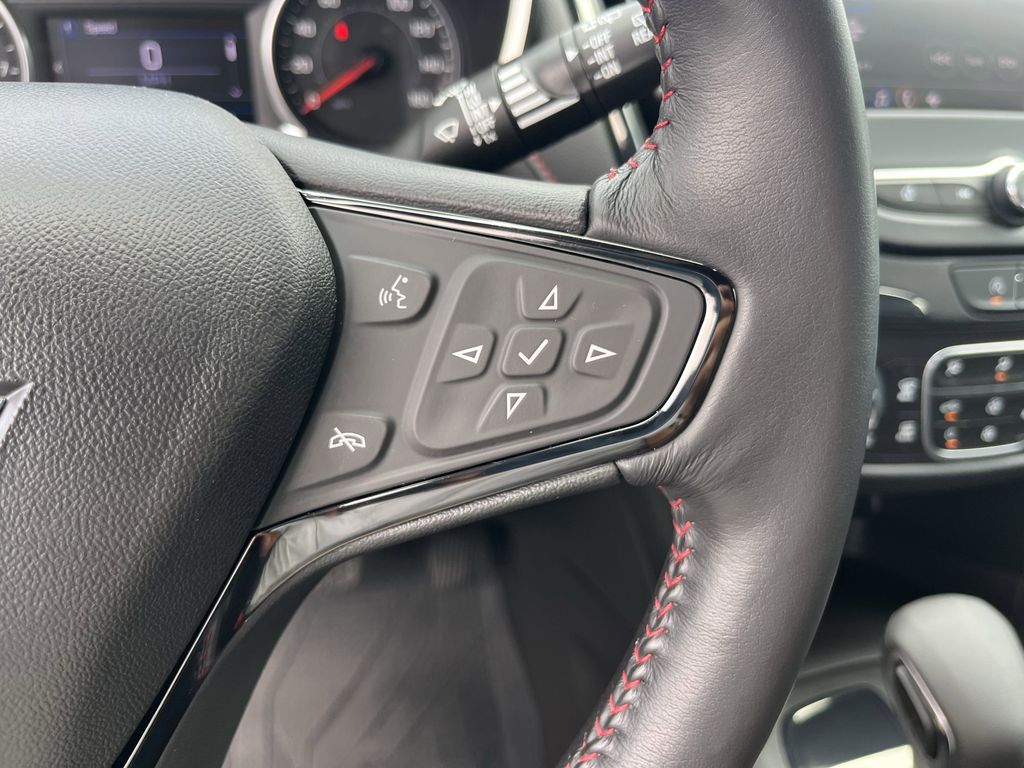 used 2022 Chevrolet Equinox car, priced at $23,349